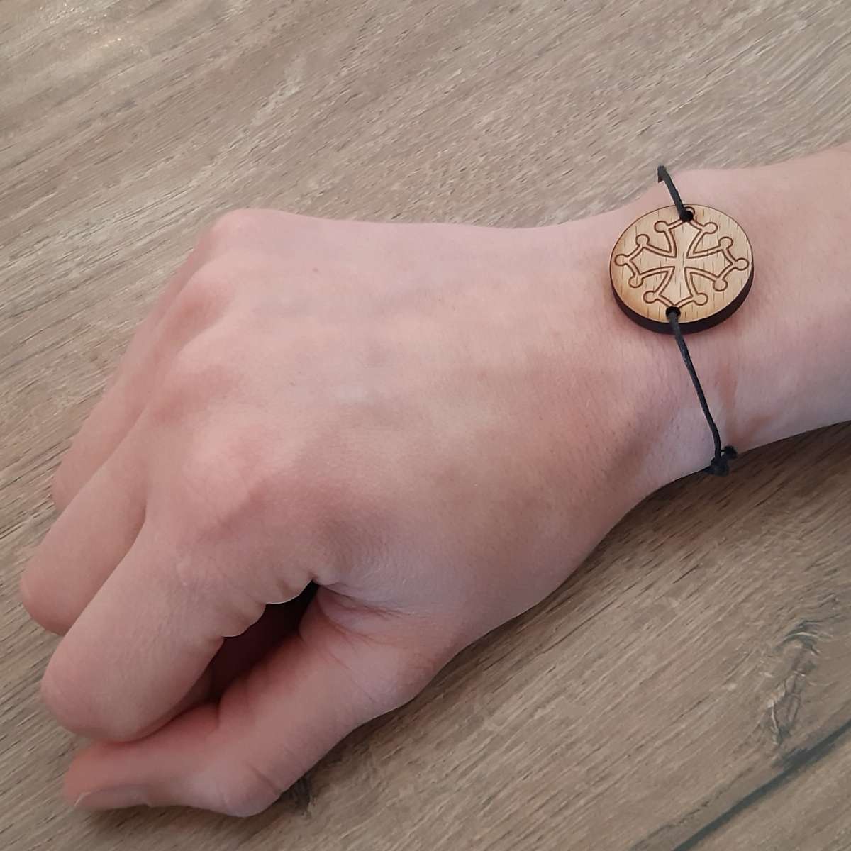 Bracelet bois croix Occitane