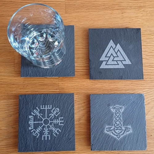 sous verre ardoise vikings mjolnir valknut corbeau vegvisir